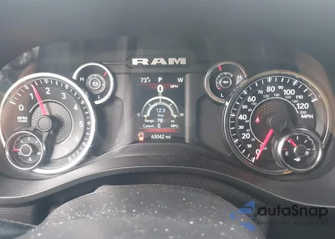 2021 Ram 1500 Big Horn 4X4 6'4 Box from USA, damaged, VIN 1C6SRFBT2MN777417